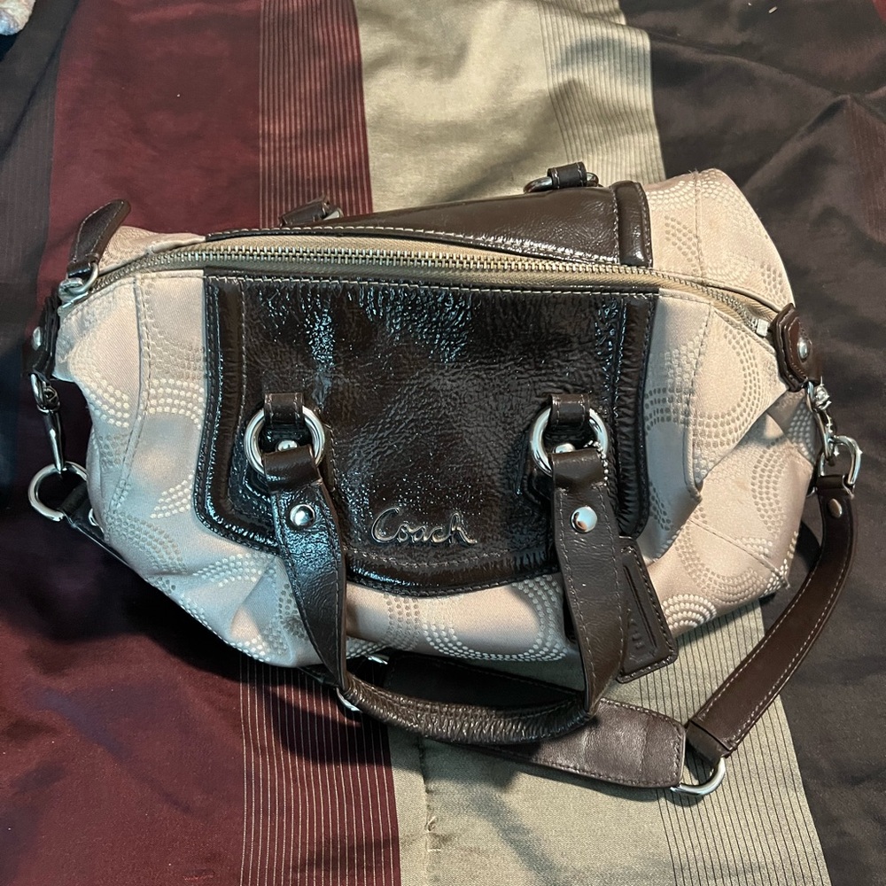 2 Coach bags and a Guess wallet